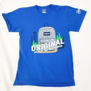 ⬇️Jansport backpacks blue short sleeve